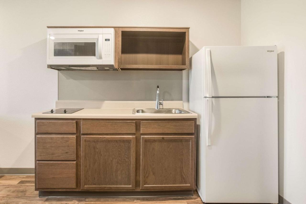 Woodspring Atlanta Hotel Newnan